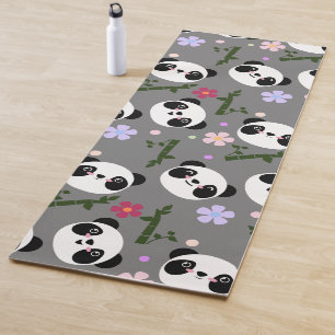 Kawaii Pandas auf Gray Yogamatte