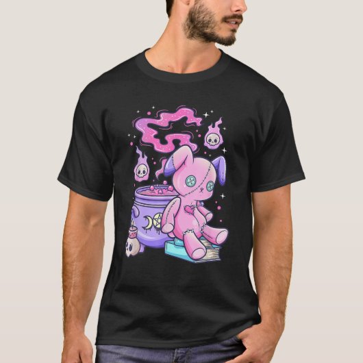 Kawaii Pastel Goth Niedlich Creepy Witchy Bear T-Shirt (Vorderseite)