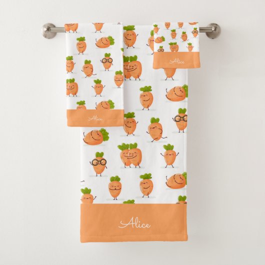 Kawaii pattern of fun carrots badhandtuch set (Insitu)