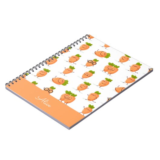 Kawaii pattern of fun carrots notizblock (Linke Seite)