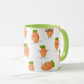 Kawaii pattern of fun carrots tasse (VorderseiteRechts)