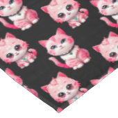 Kawaii Pink Kitty Cats Design Tischdecke (Schrägansicht)
