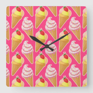 Kawaii pink pattern with strawberry ice cream quadratische wanduhr