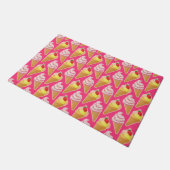 Kawaii-rosa Muster mit Erdbeereis Fußmatte (Schrägansicht)