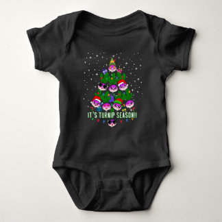 Kawaii sein Turnip Jahreszeit Weihnachtsbaum Funny Baby Strampler