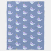 Kawaii Serious Narwhal Fleecedecke (Vorderseite)