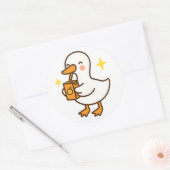 Kawaii Silly Goose Holding Juice Box Sticker (Umschlag)