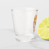 Kawaii Smiling Cartoon-Style Shiba Inu Schnapsglas (Links)