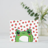Kawaii Strawberry Frog Postcard Einladung (Stehend Vorderseite)