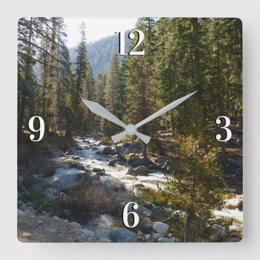 Kaweah River im Sequoia-Nationalpark Quadratische Wanduhr (Vorderseite)