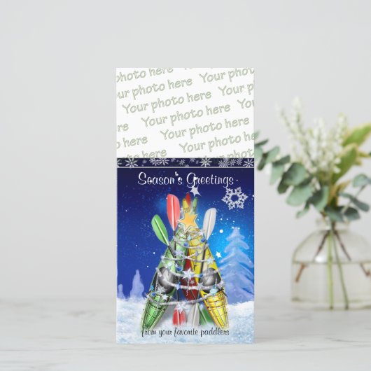 Kayak Christmas Tree Feiertagskarte (Stehend Vorderseite)