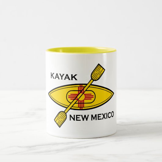Kayak Flag New Mexico Zweifarbige Tasse (Mittel)