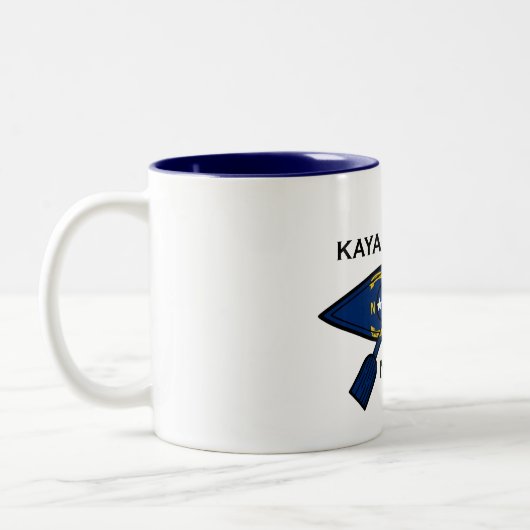 Kayak North Carolina Flag Zweifarbige Tasse (Links)