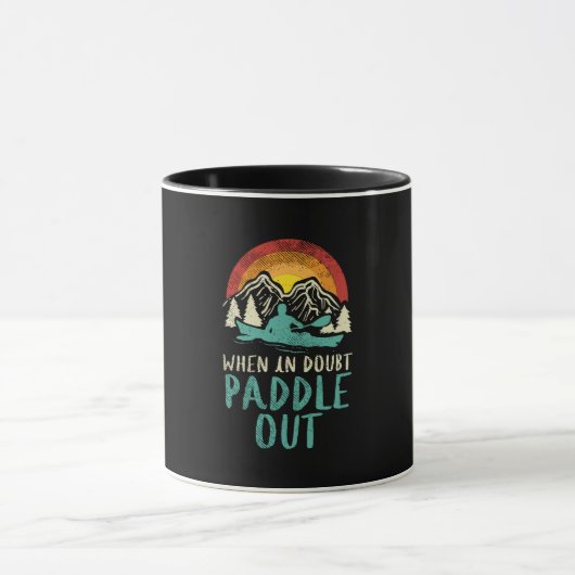 Kayaking Nature Retro Tasse (Zentrum)
