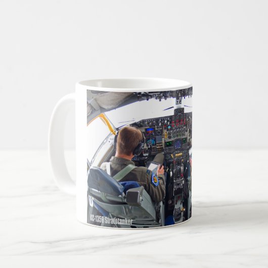 KC-135R STRATOTANKER COCKPIT KAFFEETASSE (Vorderseite Links)