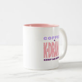 Kdrama Liebhaber Kaffeetasse Geschenk Pinke Typogr (VorderseiteRechts)