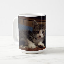 Keeno auf der Couch-Tasse Kaffeetasse