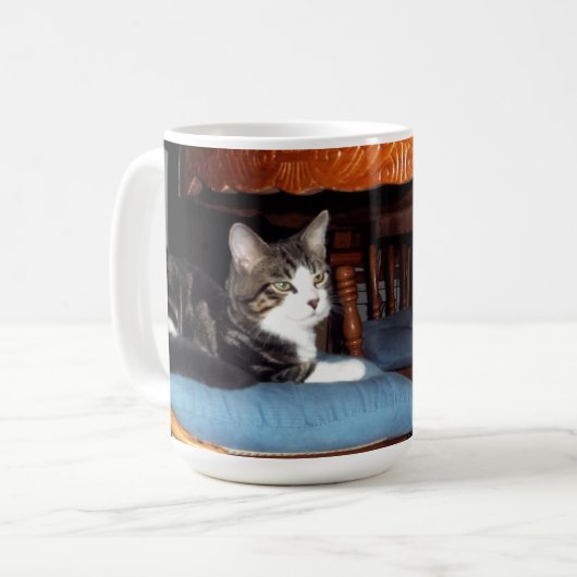 Keeno unter Table Coffee Tasse (Vorderseite Links)