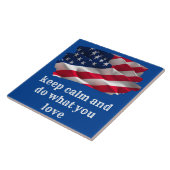 keep calm quote and vibrant american flag fliese (Seite)