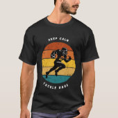 Keep Calm Tackle Hard Fußball T-Shirt (Vorderseite)