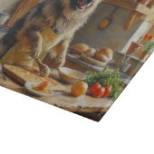 Keeshond Cooking in Kitchen Schneidebrett (Ecke)