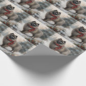 Keeshond Dog in Schneehocht Geschenkpapier (Ecke)
