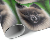 Keeshond Dog in St. Patrick's Day Dress Geschenkpapier (Rolleneckpunkt)