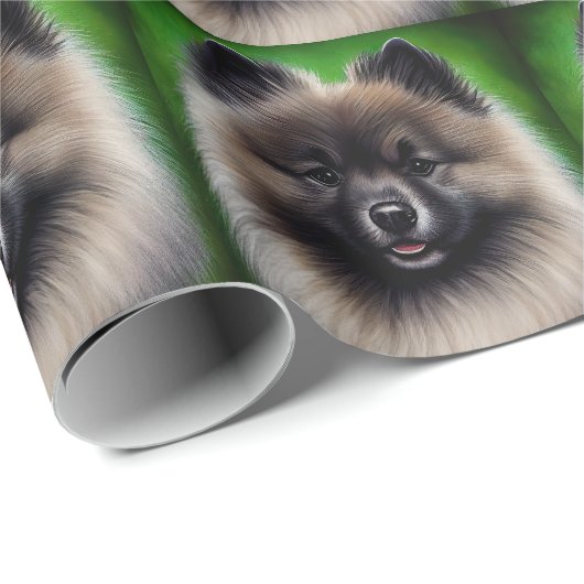 Keeshond Dog in St. Patrick's Day Dress Geschenkpapier (Rolleneckpunkt)