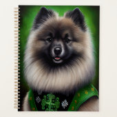 Keeshond Dog in St. Patrick's Day Dress Planer (Vorderseite)