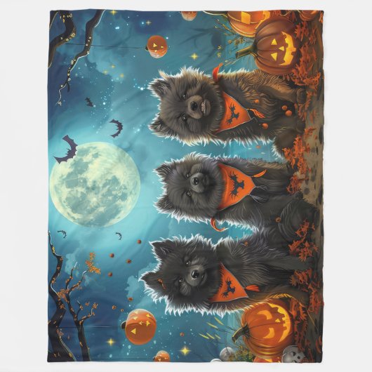 Keeshond Halloween Spooky Fleecedecke (Vorderseite)