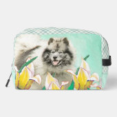 Keeshond Malerei in Tulips Niedliche Original Hund Waschbeutel (Rückseite)