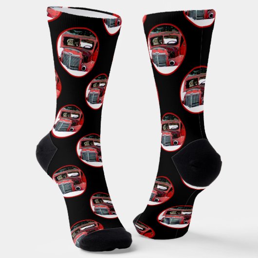 Keeshond Malerei Weihnachten Alter roter LKW Hunde Socken (Gewinkelt)