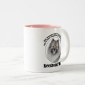 Keeshond-Mama Zweifarbige Tasse (VorderseiteRechts)
