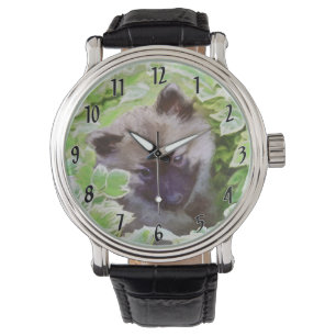 Keeshond-Welpe im Garten, Originalkunst Armbanduhr