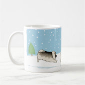 Keesies im Schnee | Keeshonden Winterurlaub Kaffeetasse (Links)
