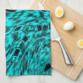 Kegelförmige Quadrate spiegeln sich in einem zyani Geschirrtuch (Viertel Falte)