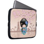 Keiko Kokeshi Doll - Blue Kimono Geisha Girl Laptopschutzhülle (Vorne Rechts)