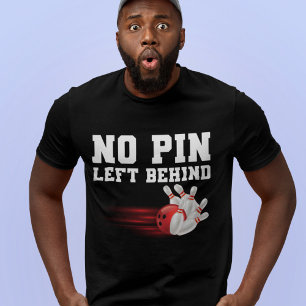 Kein Button  Hinter dem Bowling-Spieler T-Shirt