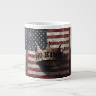Kein König – Mitgenommene Krone mit amerikanischer Jumbo-Tasse