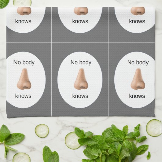 Kein Körper weiß Handtuch (Gefaltet)