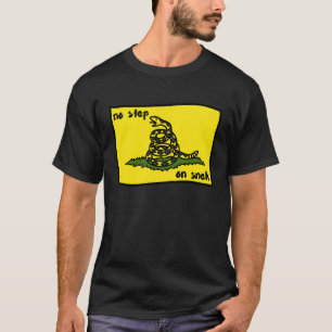 Kein Schritt auf dem Snek Gadsden Flag Meme T-Shirt