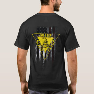KEIN SCHRITT GADSDEN SNAKE AIRCRAFT AMERICAN FLAG T-Shirt