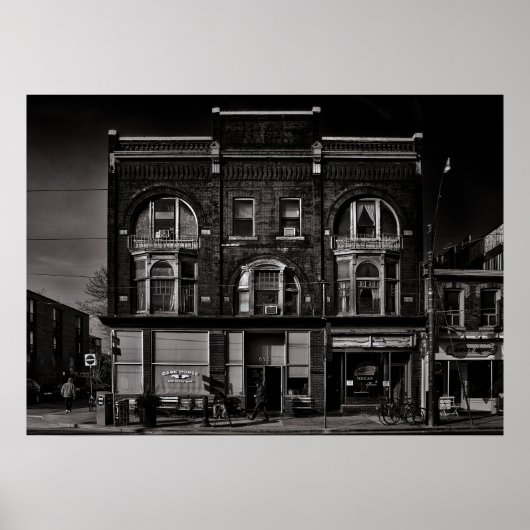Keine 682 Queen St E 1 Poster (Vorne)