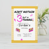 Keine Ahnung, aber eine 3-köpfige Einladung Pink (Stehend Vorderseite)