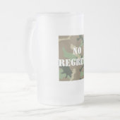 Keine Bedauern-Camouflage-Tasse Mattglas Bierglas (Vorderseite Links)