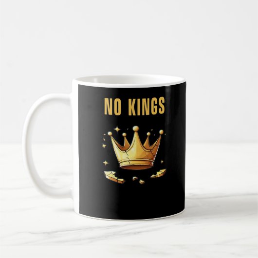 Keine Könige. Einfache und dennoch eindrucksvolle  Kaffeetasse (Links)