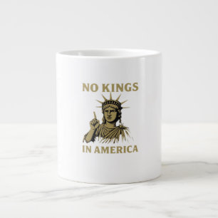 Keine Könige In Amerika Statue Am No Kings Day Pro Jumbo-Tasse