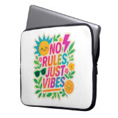 Keine Regeln nur für Vibes - Neon Gradient Kawaii- Laptopschutzhülle (Vorderseite Links)