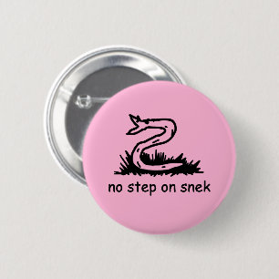 Keine Schritte auf snek memes Gadsden parody SnekR Button