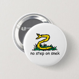 Keine Schritte auf snek memes Gadsden parody SnekR Button